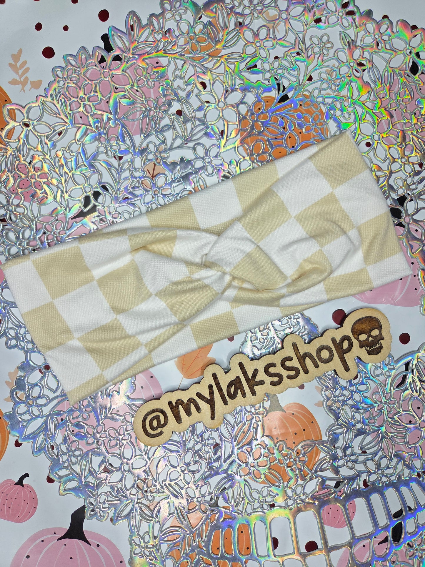 Neutral Checkered Front Twist