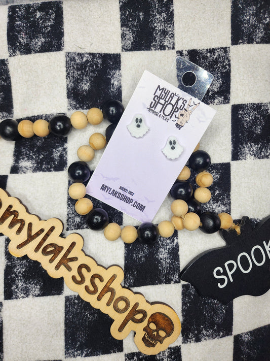 Ghostly Studs