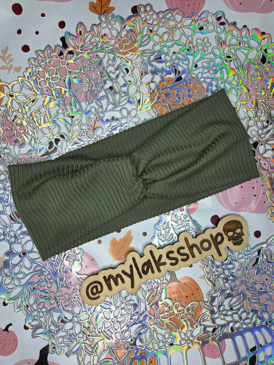 Ribbed Olive Front Twist